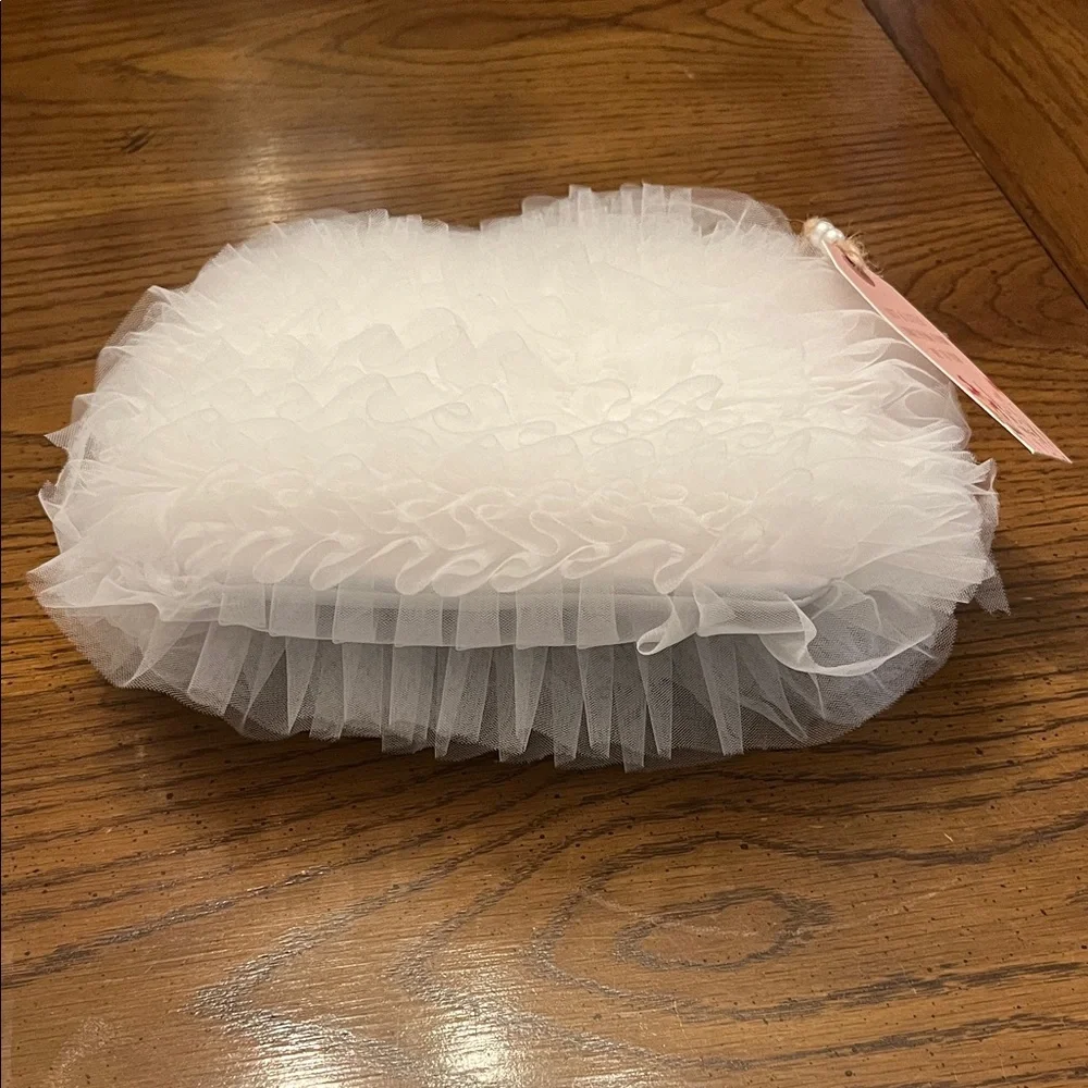 Jewel Badgley Mischka‎ Jazzie Tulle Layered Ruffle Pouch Clutch, NWT